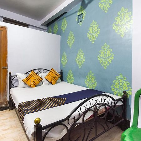 كولكاتا Spot On 70605 Taj Guest House المظهر الخارجي الصورة